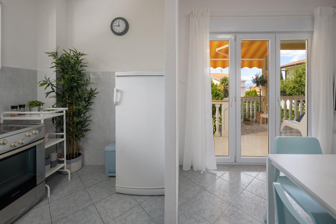 App Blue, Selce Apartment Bagian luar foto