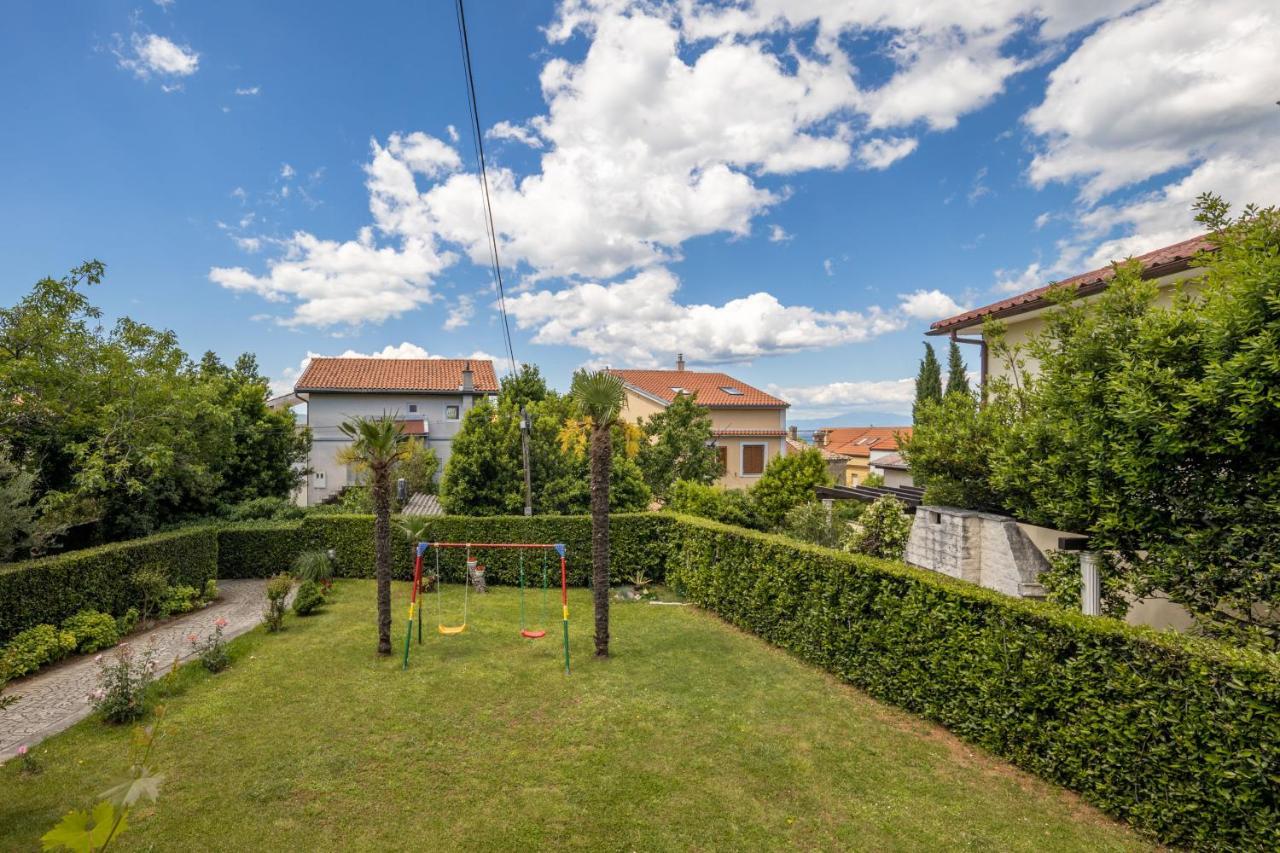 App Blue, Selce Apartment Bagian luar foto