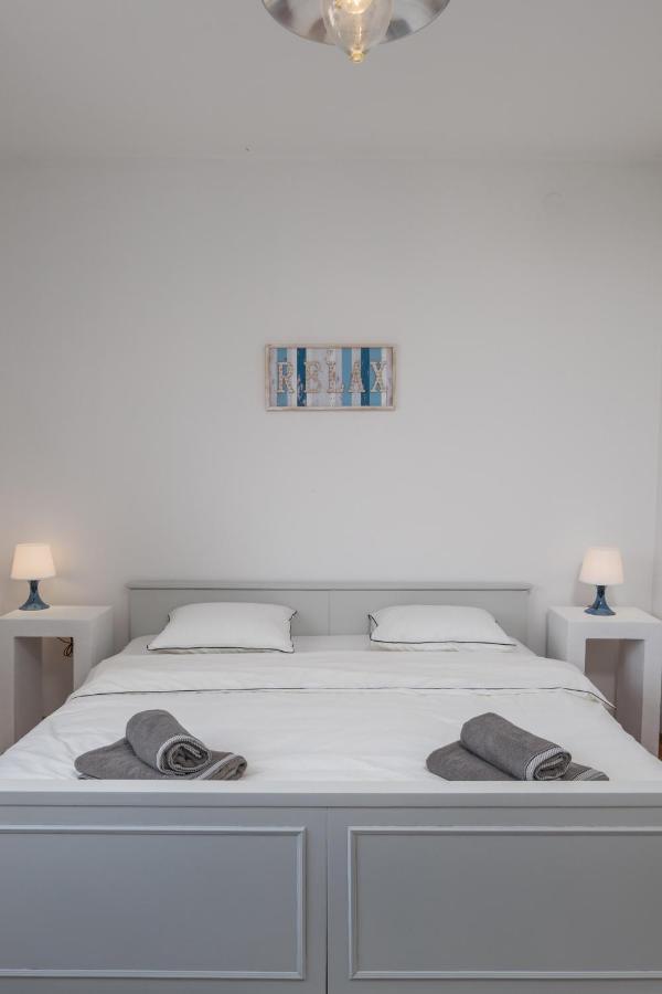 App Blue, Selce Apartment Bagian luar foto